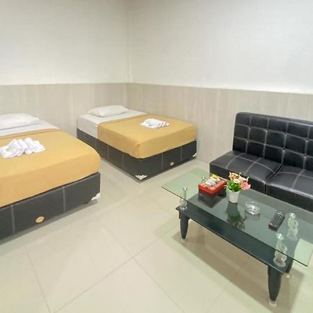 Hotel Giga Sidrap Rappang Exterior foto